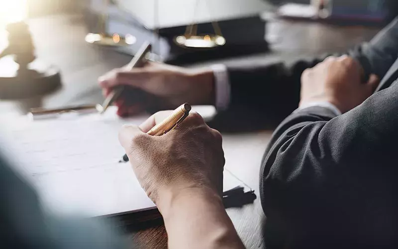 Études réalisées sur la réglementation et la législation du travail