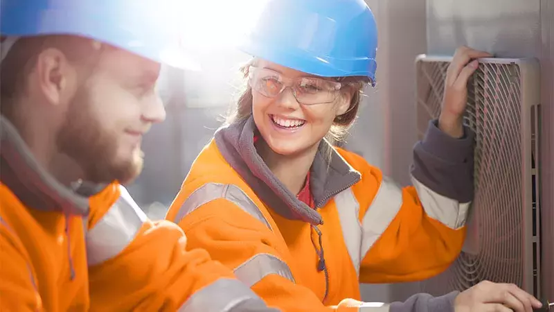 Métiers en tension : Lancement de l'expérimentation sur la validation des acquis de l'expérience « inversée »